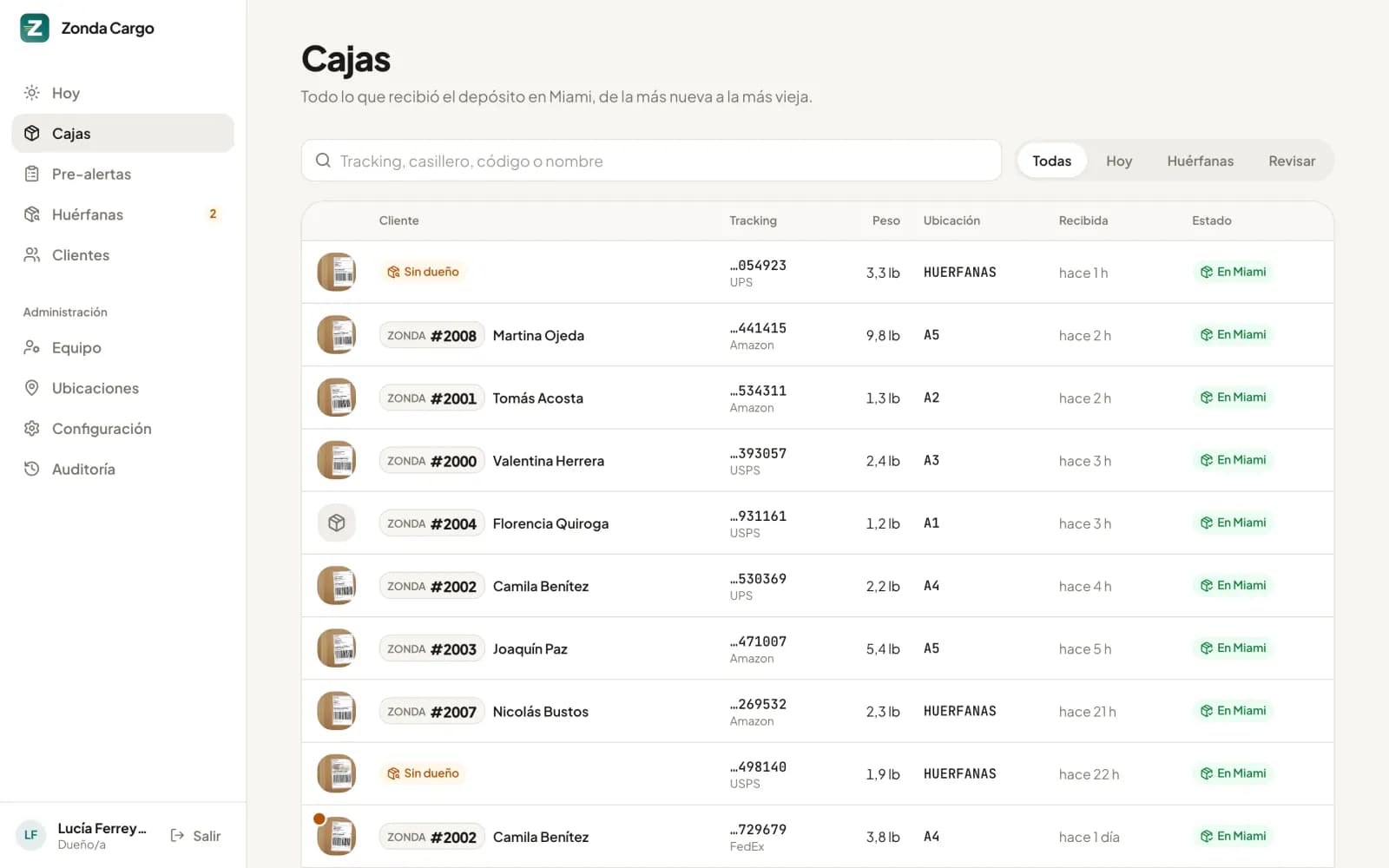 La lista de cajas en la web: foto, casillero, cliente, tracking, peso, ubicación y estado de cada una.